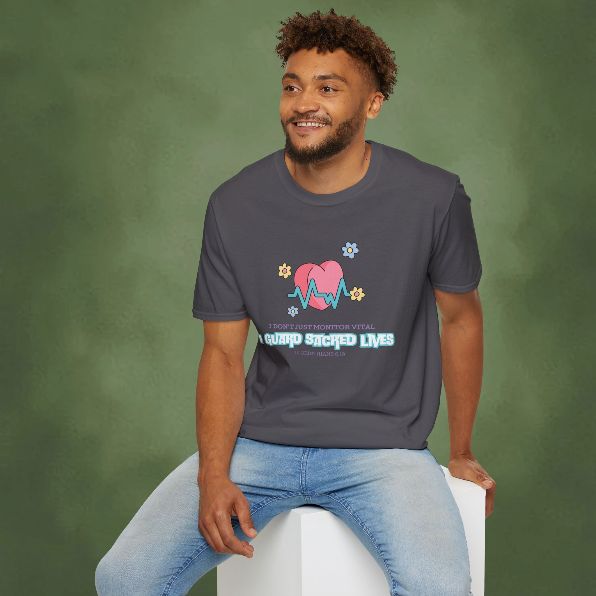 I guard sacred lives - Corinthians 6:19 T-shirt
