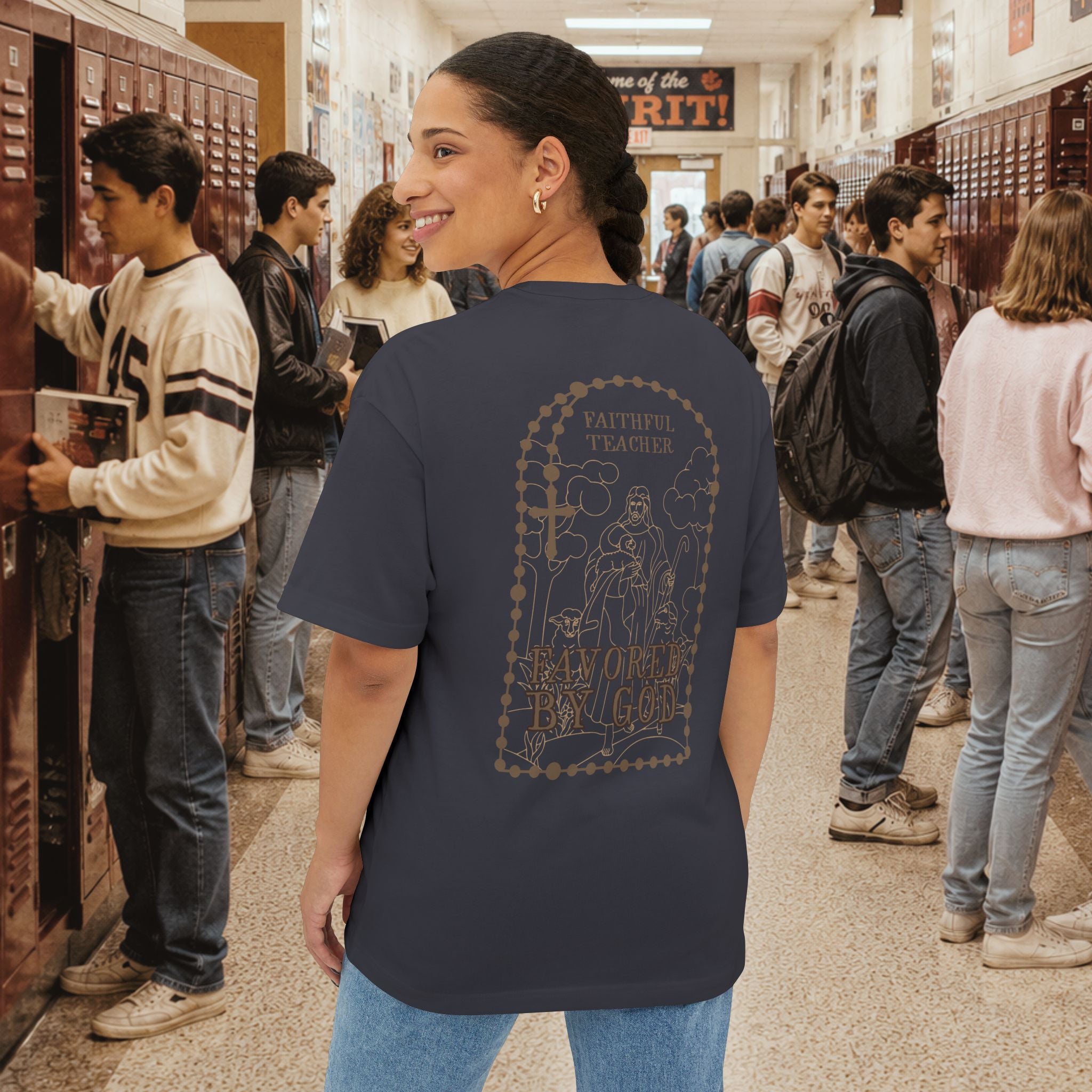 Faithful Teacher, Favored by God oversize T-Shirt